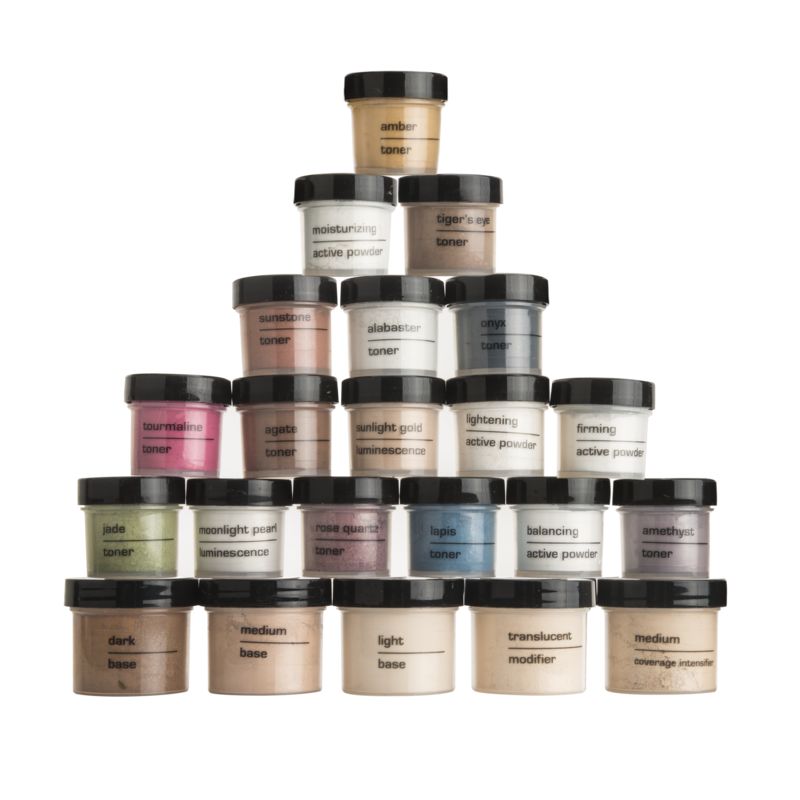 Motives® Custom Mineral Starter Kit - Includes 3 Bases, 11 Toners, 2 Coverage Enhancers, 2 Modifiers, 5 Actives, and 4 Frosts